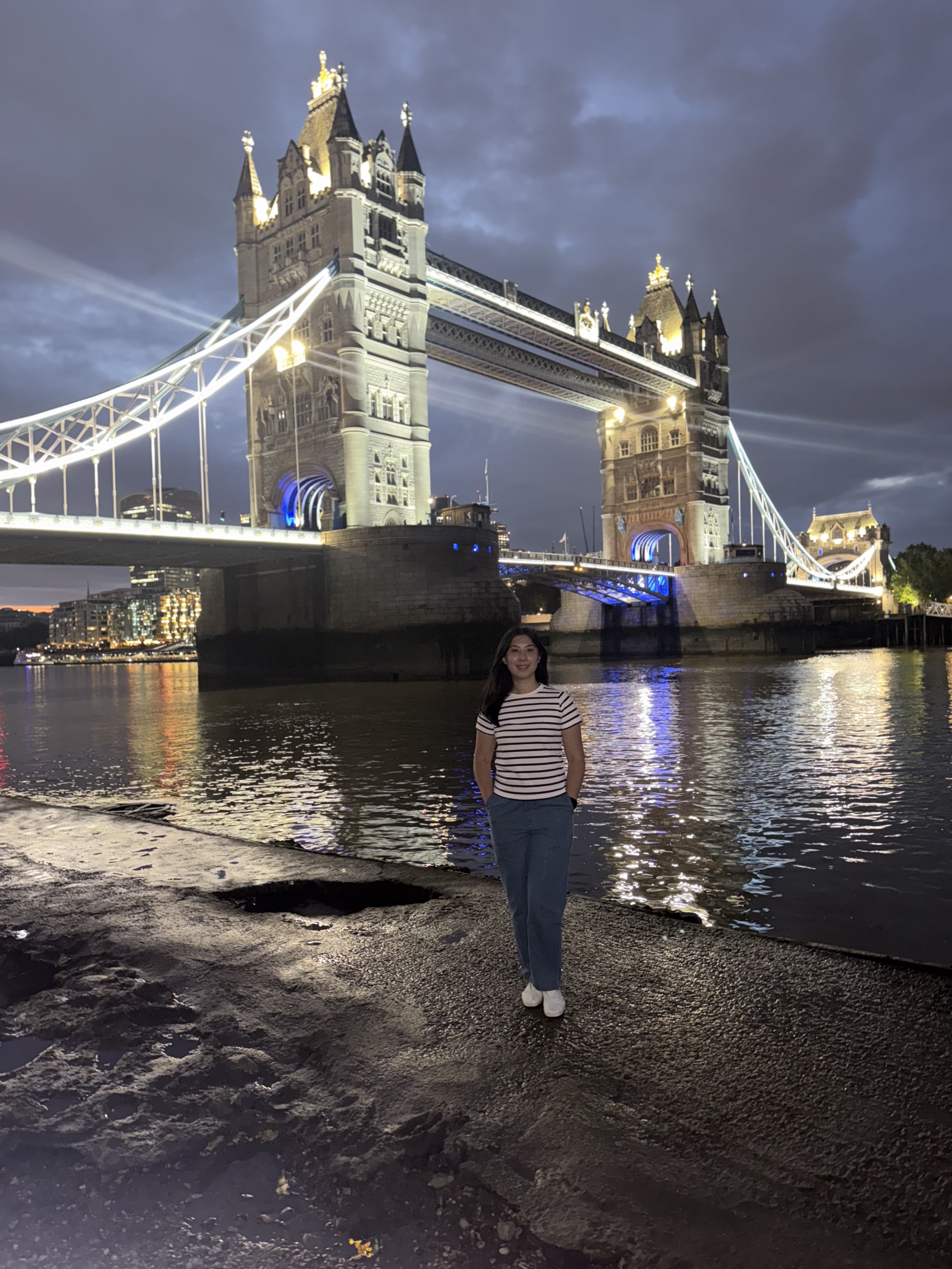 Katie Phung in front of the London Bridge. 